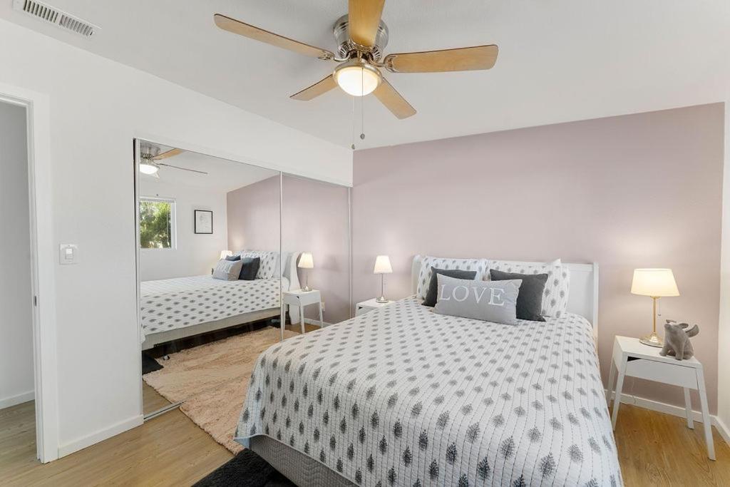Cozy Stylish Home In The Heart Of Jt Village Joshua Tree Exterior foto